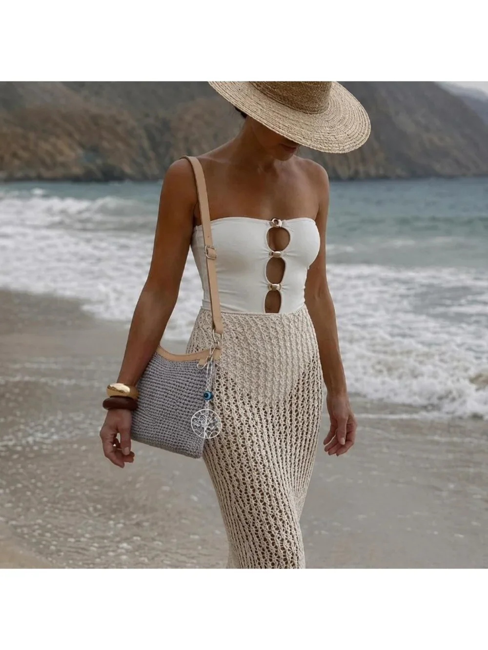 Chic Small Woven Crochet Crossbody Purse for Women - Perfect Vacation Bag